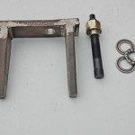 Injector puller CRD